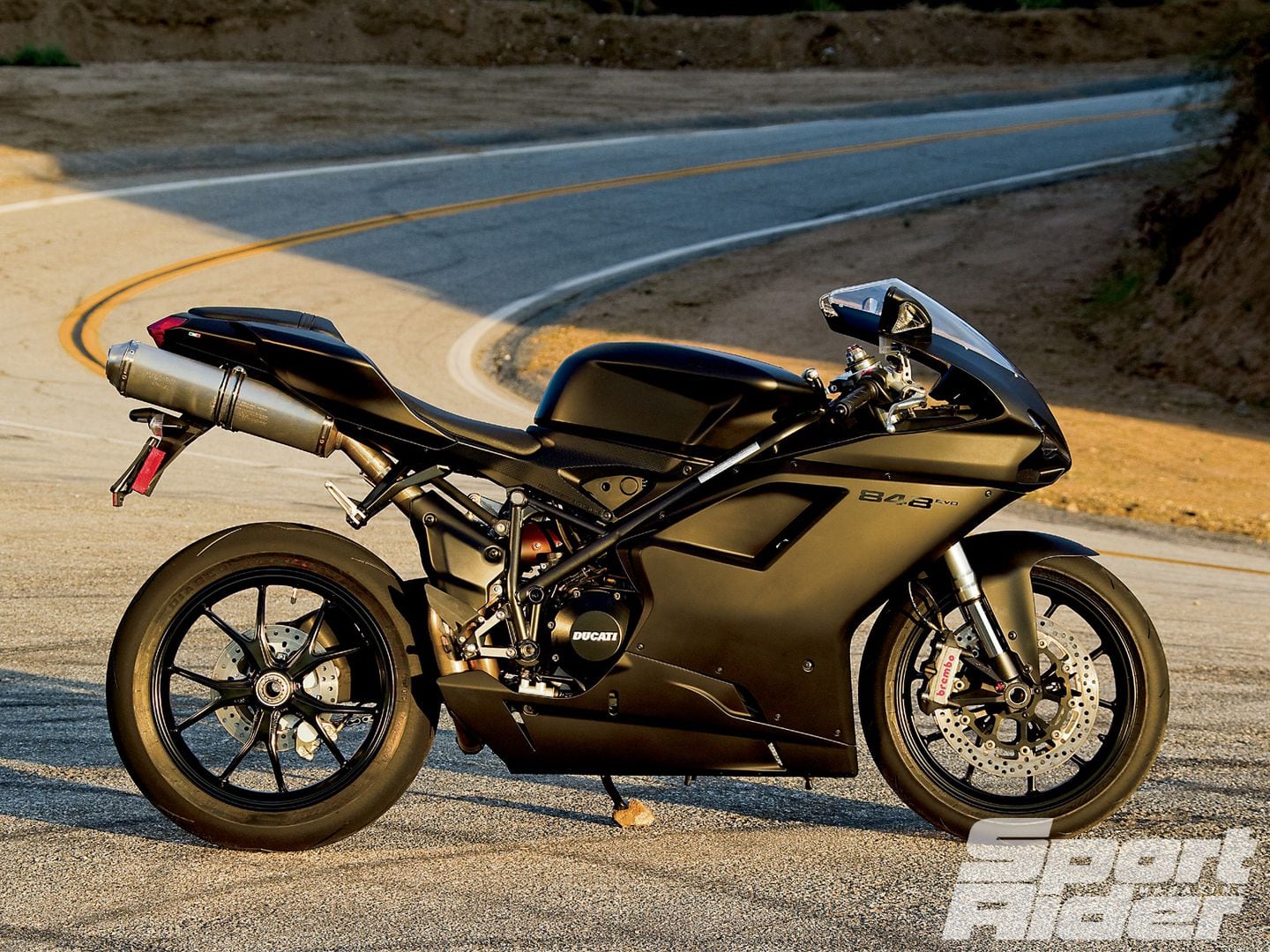 Full Test: 2011 Ducati 848 EVO - Bomber | World