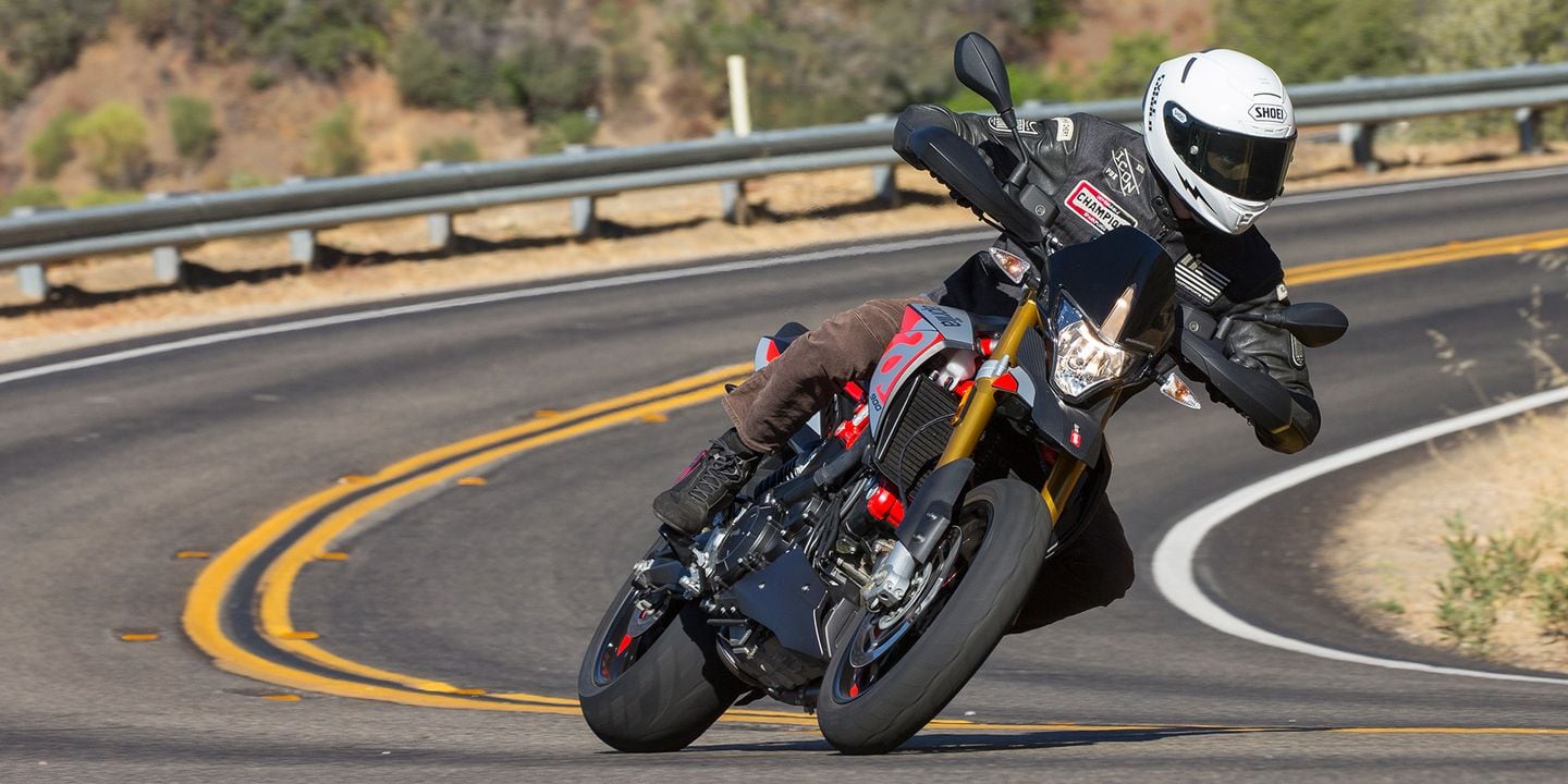The 2018 Aprilia Dorsoduro 900 Has An Identity Crisis | Cycle World
