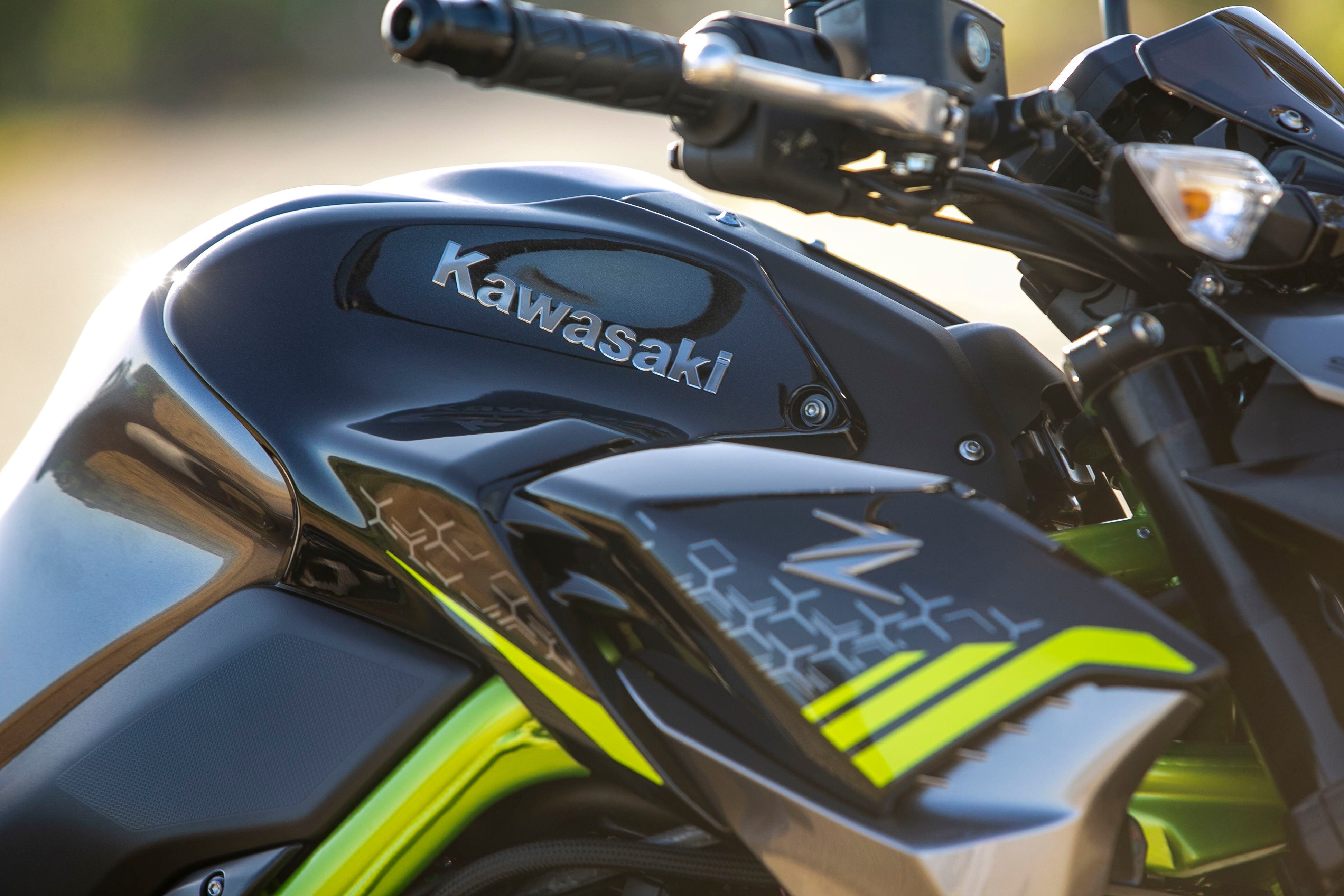 2020 Kawasaki Z900 first ride review - RevZilla