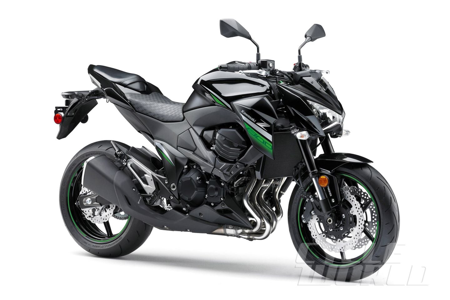 バイク kawasaki Z800 BLL5ECFSENGTROSLYKMCRCNYJ4.jpg
