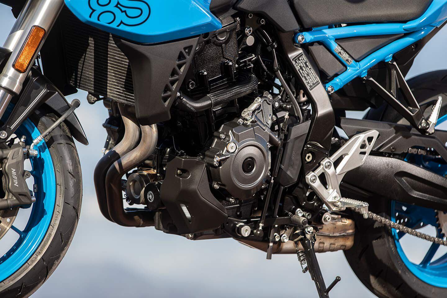 A standard up-and-down quickshifter is included.