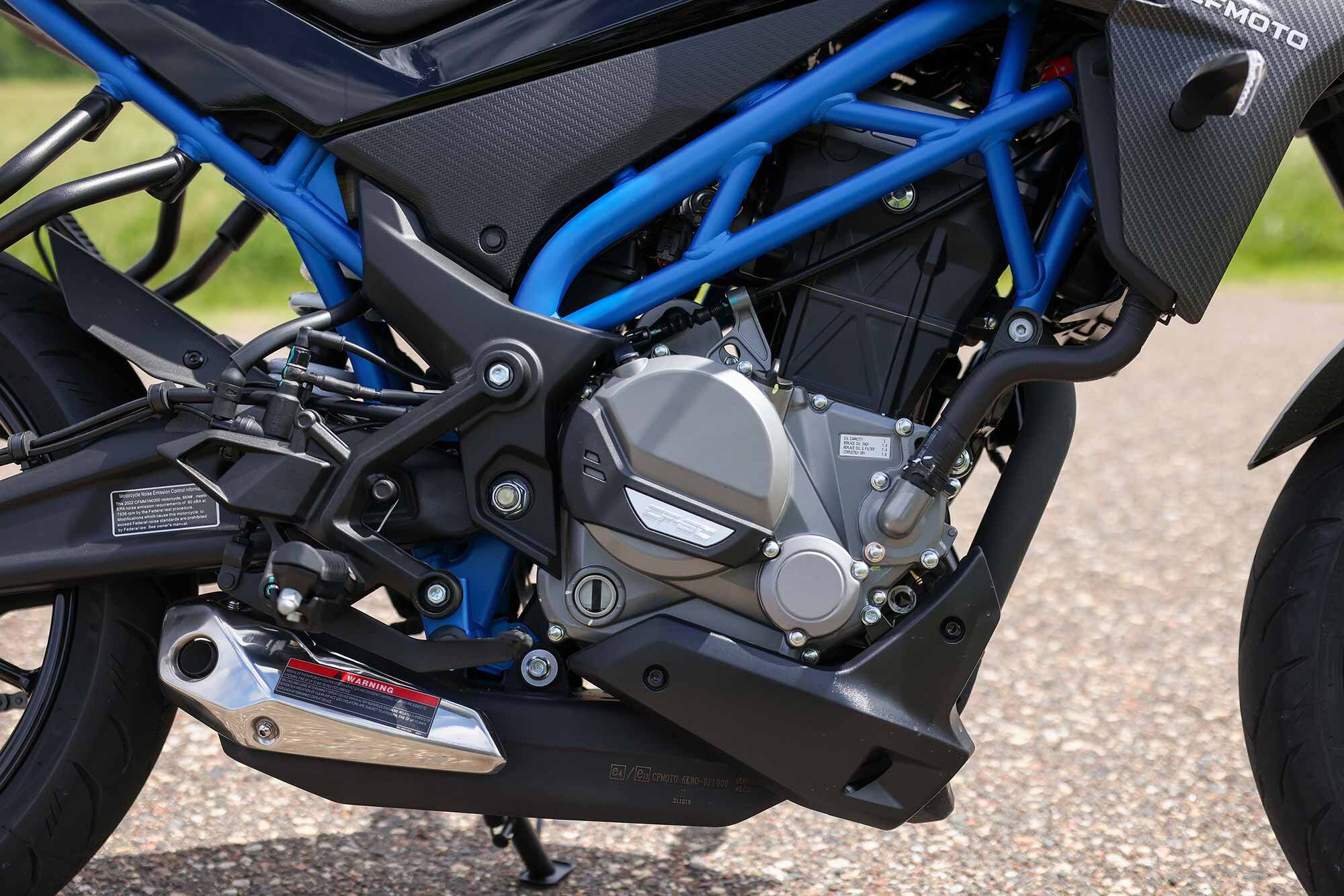 The 292cc single-cylinder engine might be outclassed by some of the larger-displacement competition, but does offer smooth, predictable power.