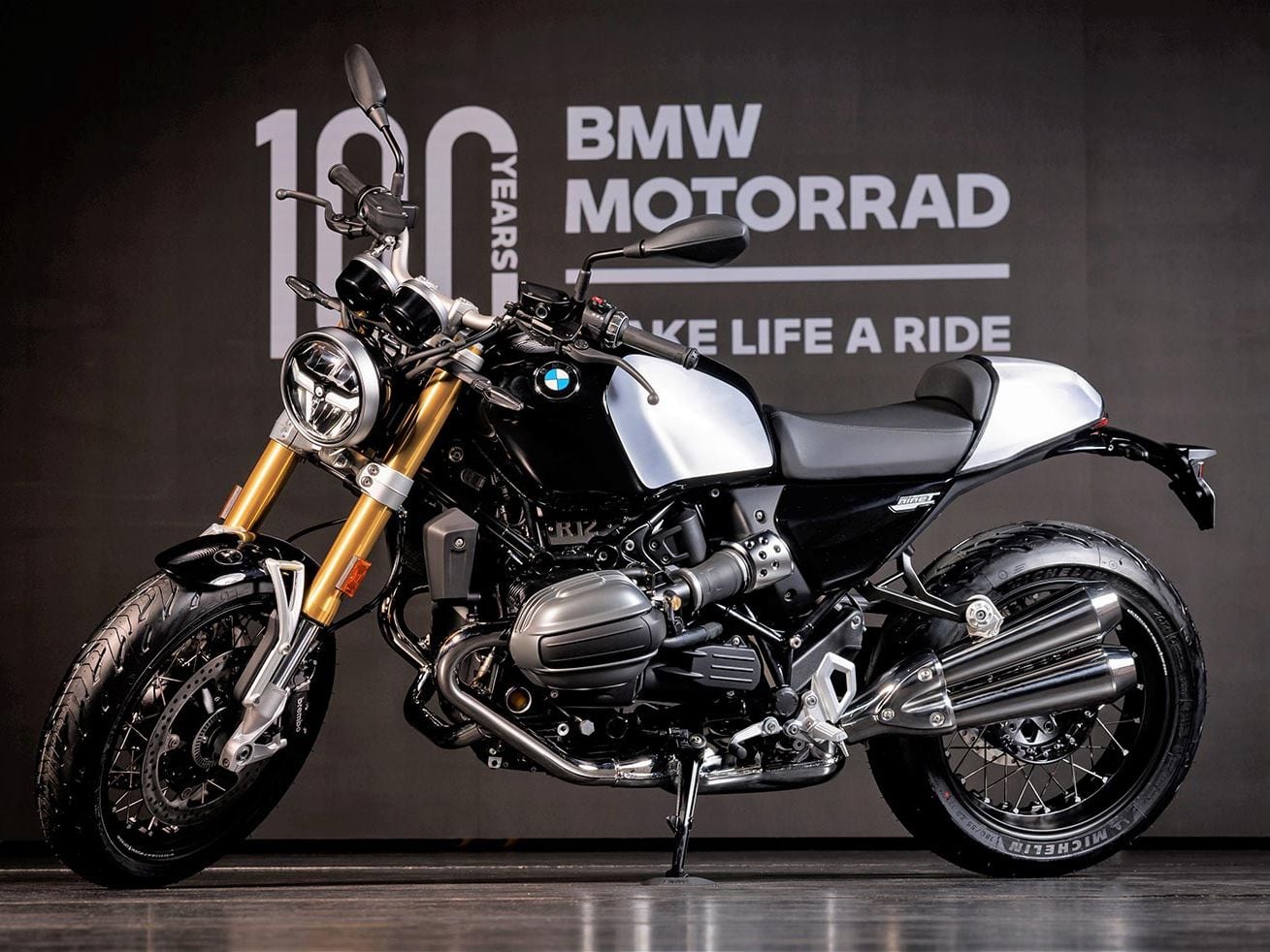 BMW Teases New 2024 R 12 Model Primenewsprint