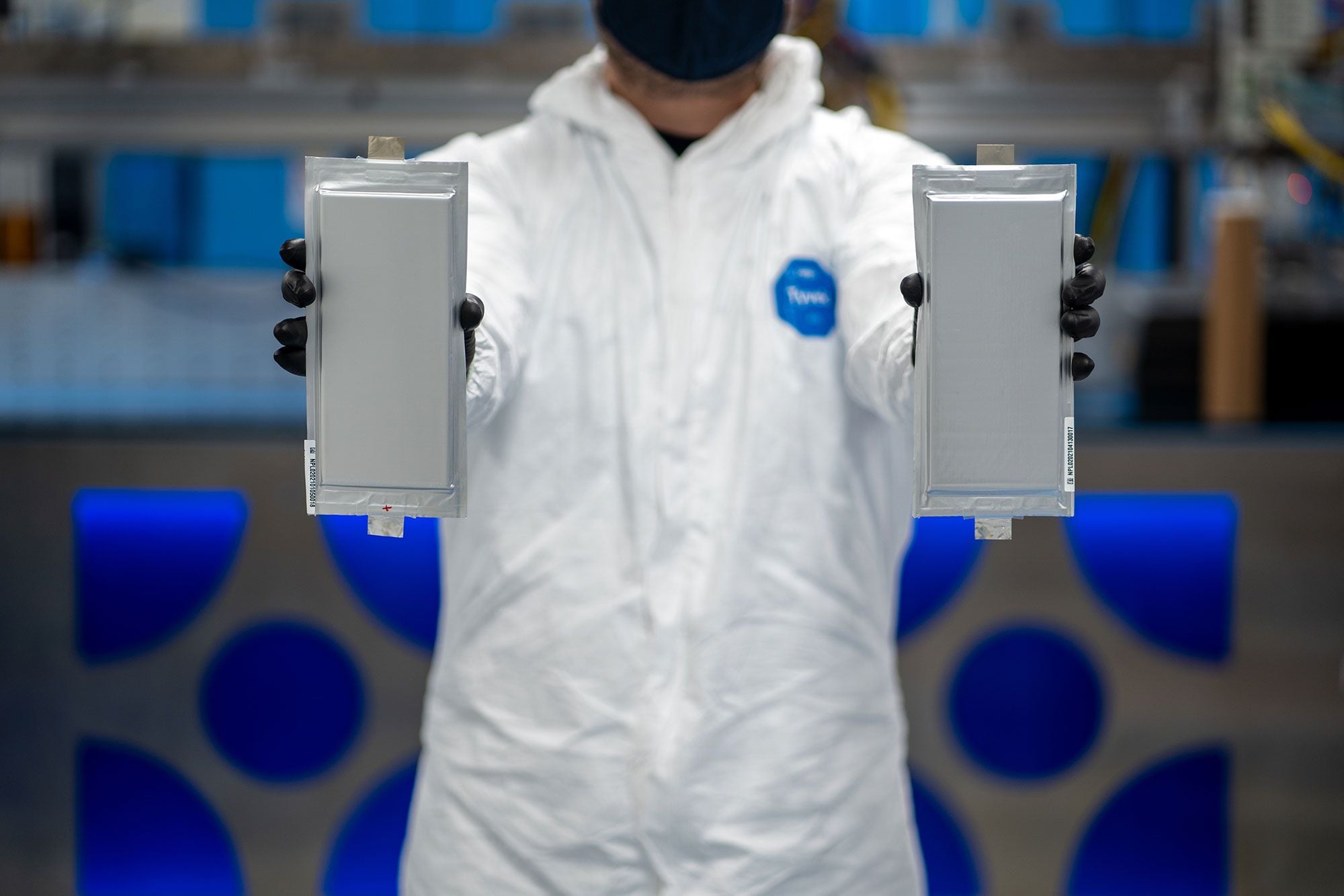 BMW is investing in battery tech company Solid Power to develop a new breed of battery.