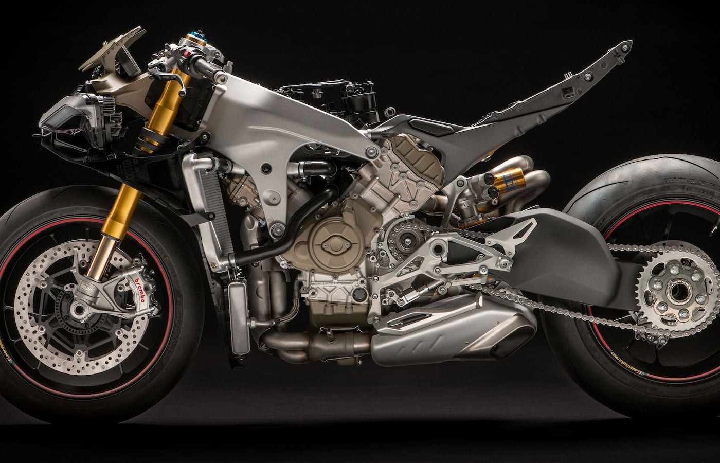Inline-4 vs. V4 Engine