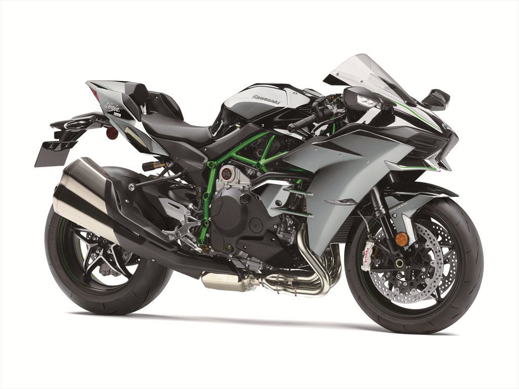 2022 Kawasaki Ninja H2/H2 Carbon Buyer's Guide: Specs, Photos