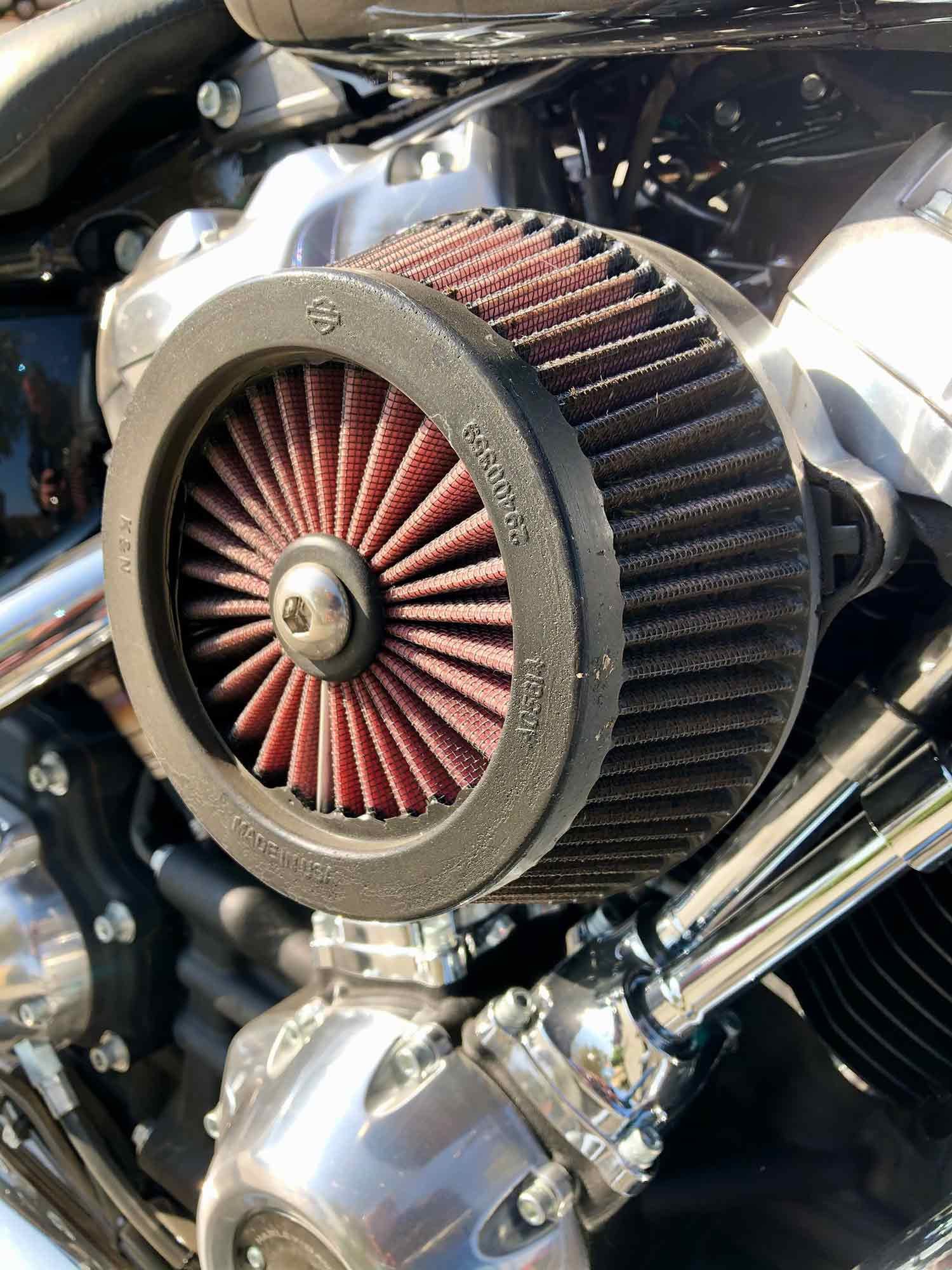 Screamin’ Eagle Extreme Flow Cleaner improves the look of the engine bay while flowing substantially more air.