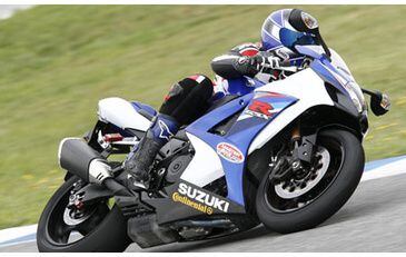 Suzuki GSX-R1000 Riding Review- GSX-R1000 Sportbike First Ride | Cycle ...