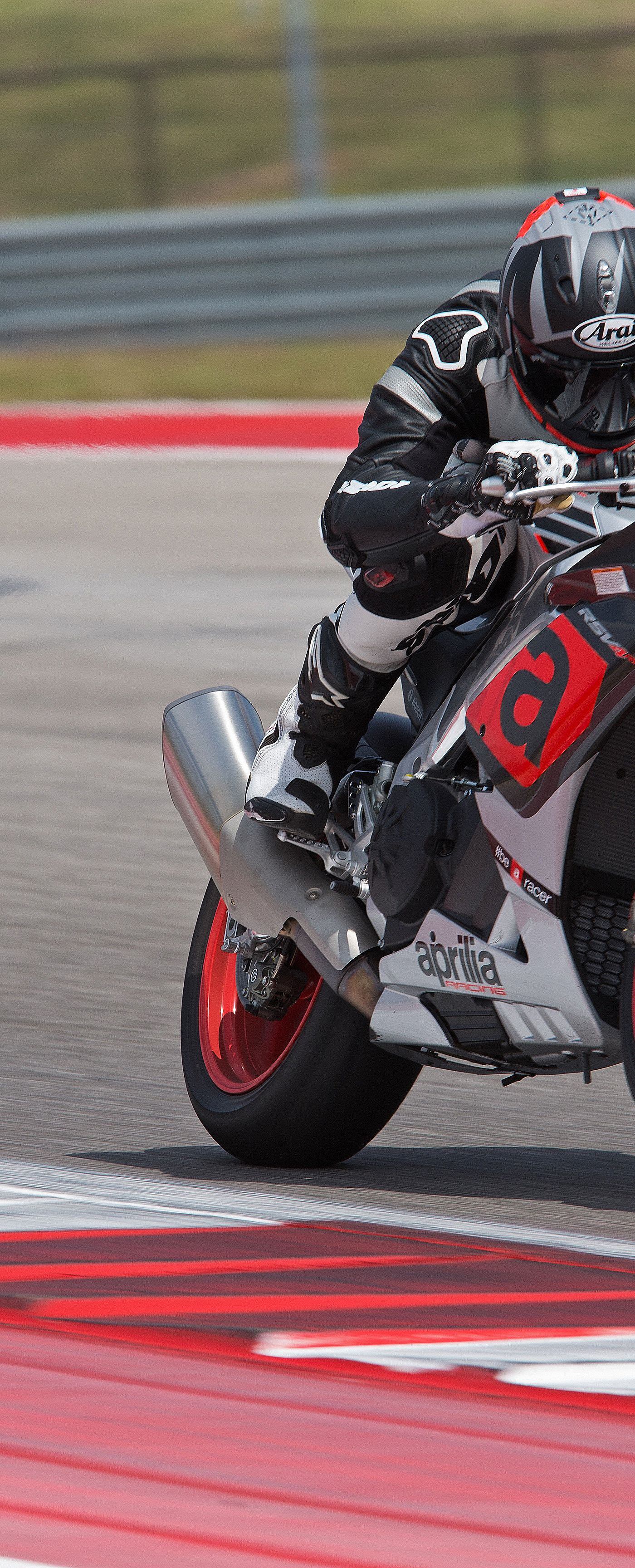 Rsv4 motorcycle hotsell