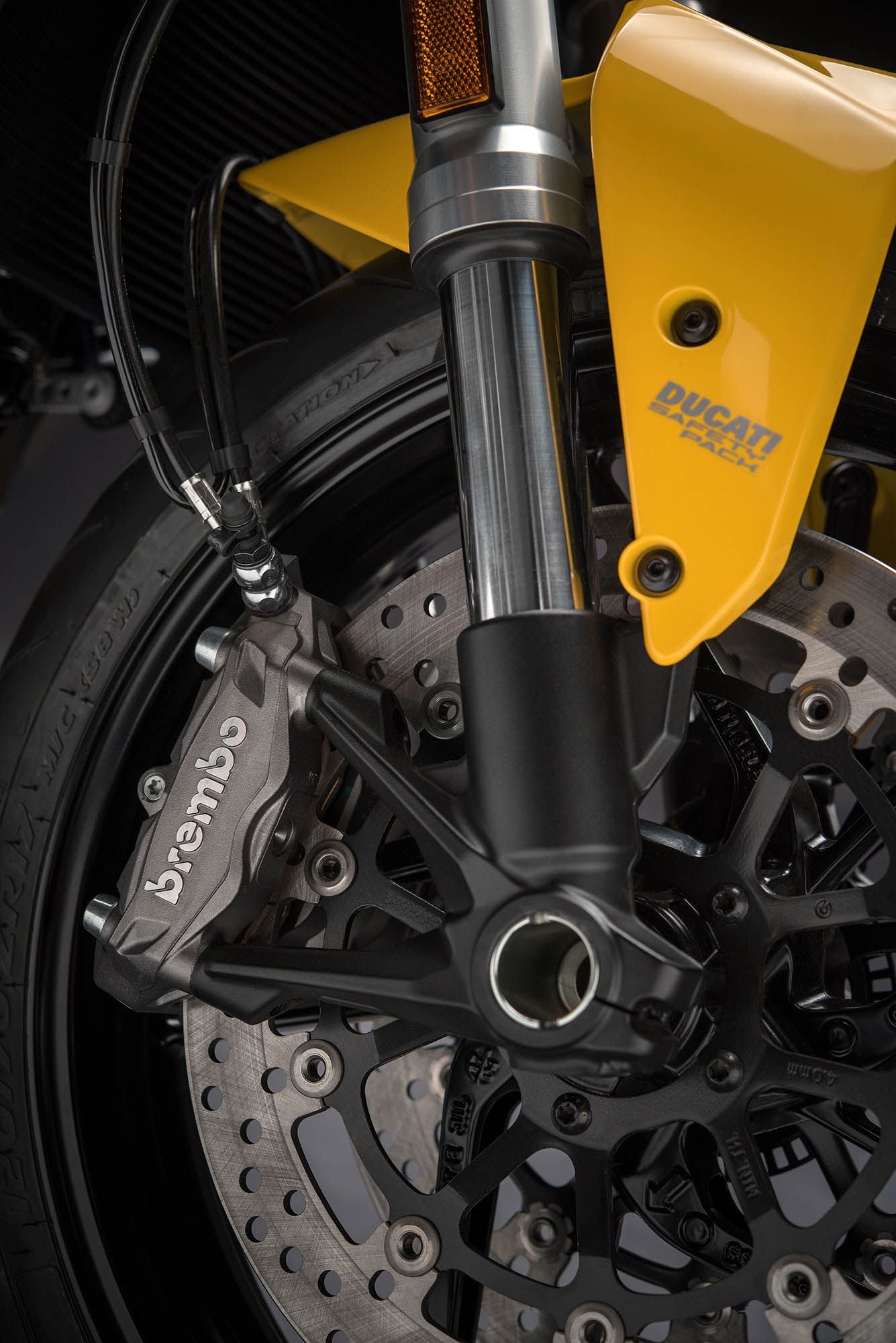 2018 Ducati Monster 821 Motorcycle Review Cycle World