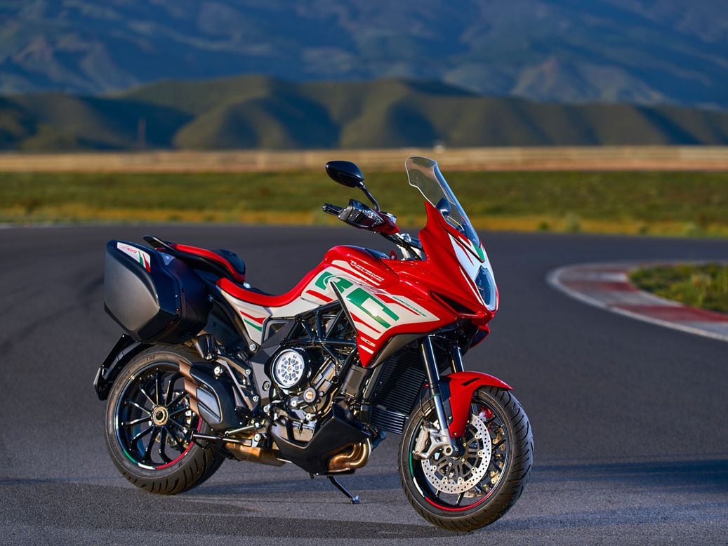 【2511】✨美品✨MV AGUSTA REPARTO CORSE ジャージ MV Agusta Reveals 2022-23 Reparto Corse Models | Cycle World