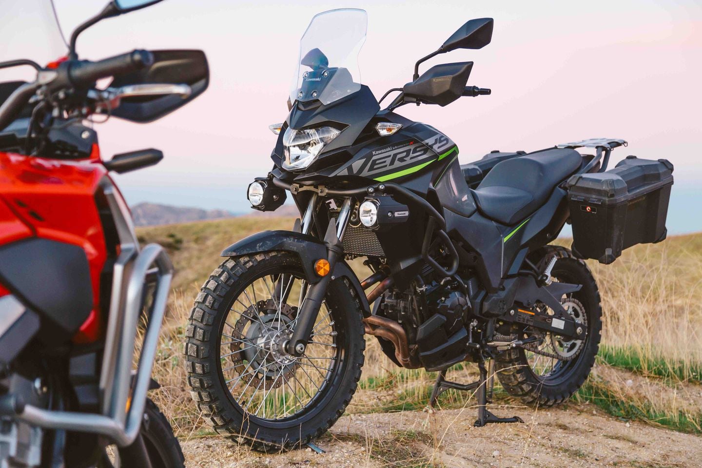 2020 CB500X vs. Versys-X 300 | Cycle World