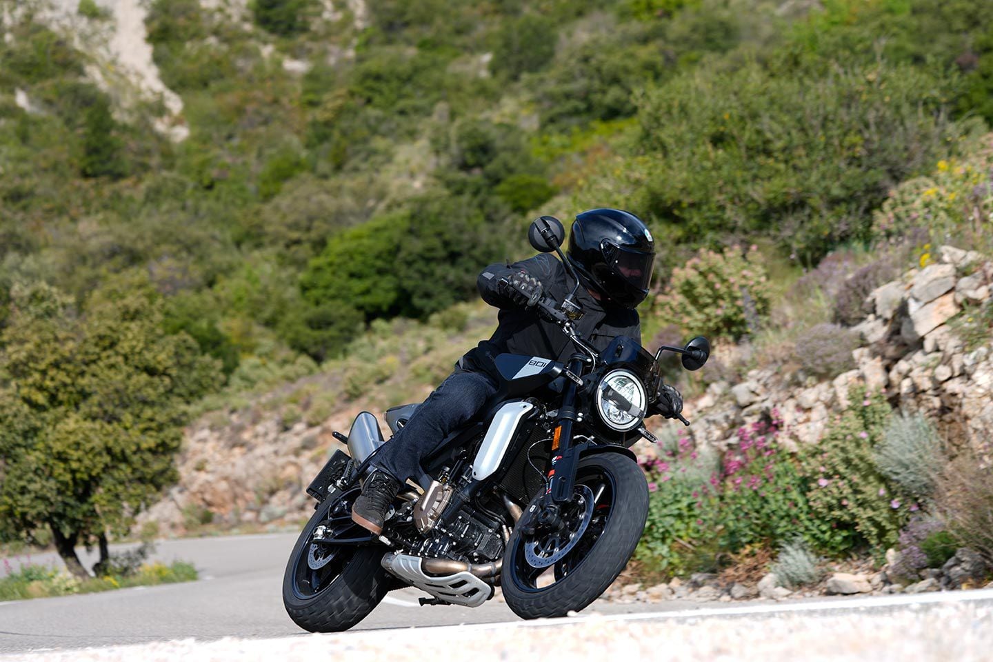 Handling is crisp and light, yet the bike offers excellent stability.