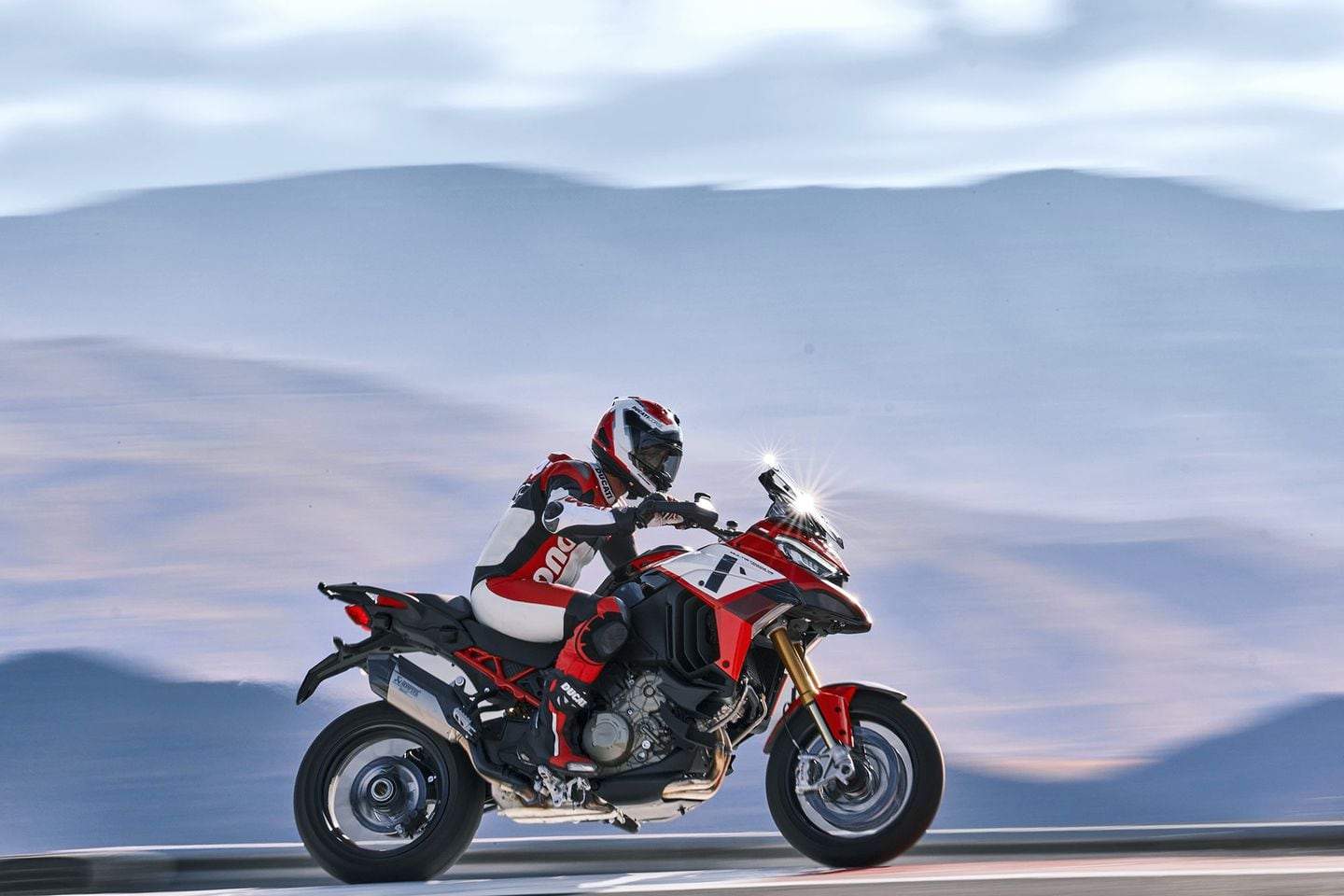 Ducati Multistrada V4 Pikes Peak Cycle World