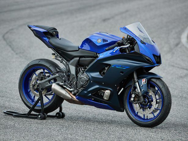ヤマハサービスマニュアル　YZF-R7 2022 Yamaha 2023 YZF-R7 Service Manual
