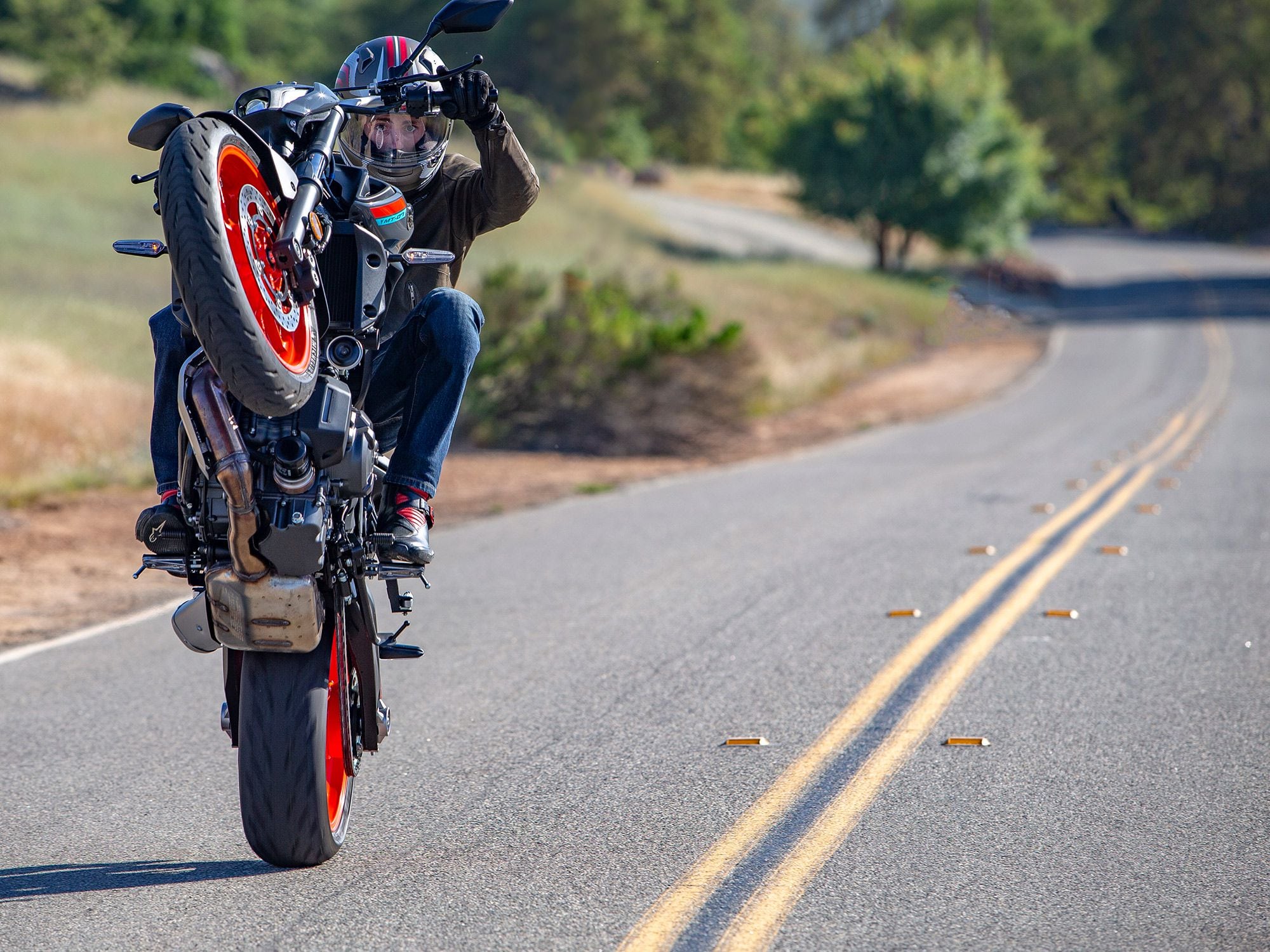 Short gearing and a flat torque curve ensures the MT-07′s hooligan character remains intact.