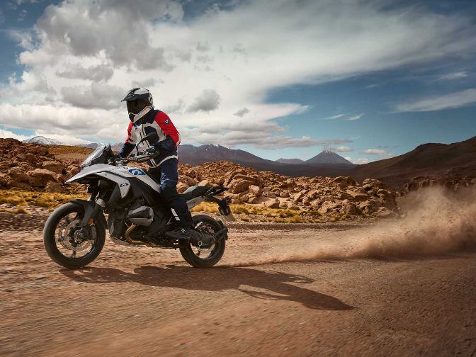 BMW Motorrad crowns its 100th anniversary with the strongest sales result in the company's history.