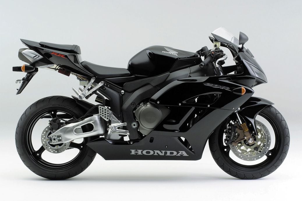 Honda CBR1000RR Sportbike Motorcycle Review Road Test Cycle World