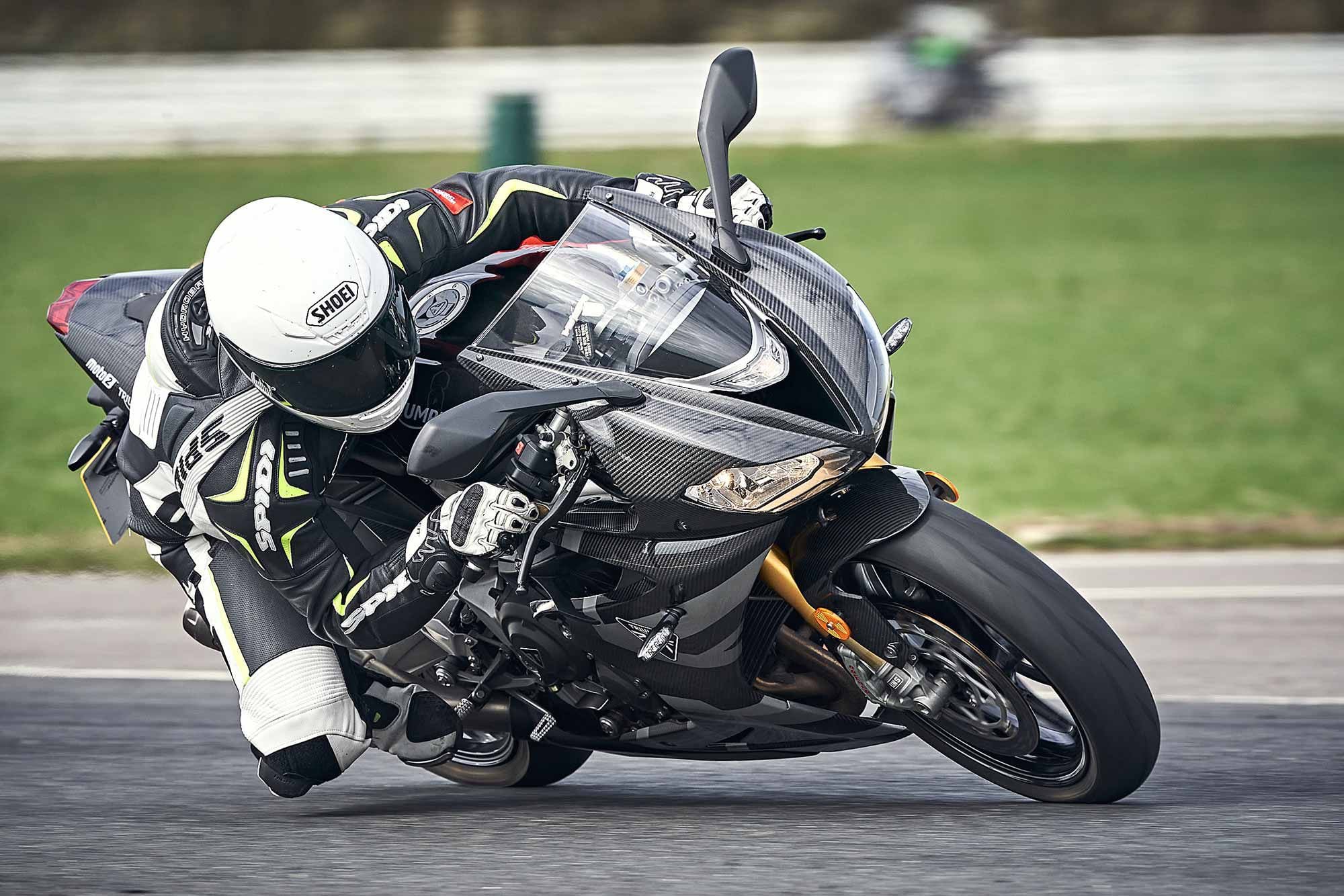 The 2021 Triumph Daytona Moto2 765 is faster and more refined in nearly every aspect over the 675, but does that make the 2006 model bad? Absolutely not.