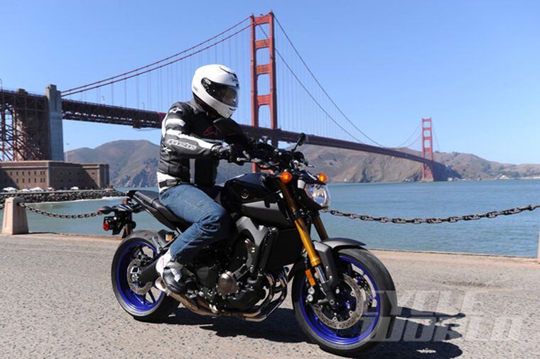 2014 Yamaha Fz 09 First Ride Review Photos Pricing Specs