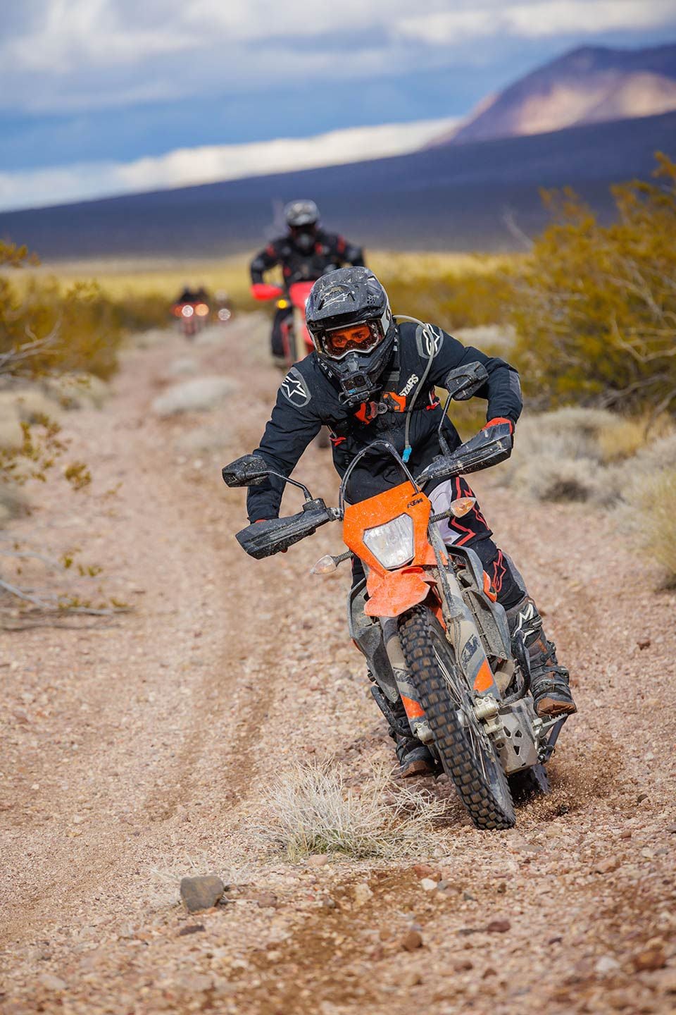 Off-road, the Tech-Air system can differentiate between a heavy load on the bike and an actual crash, determining if the airbag bladder needs to be inflated or not.