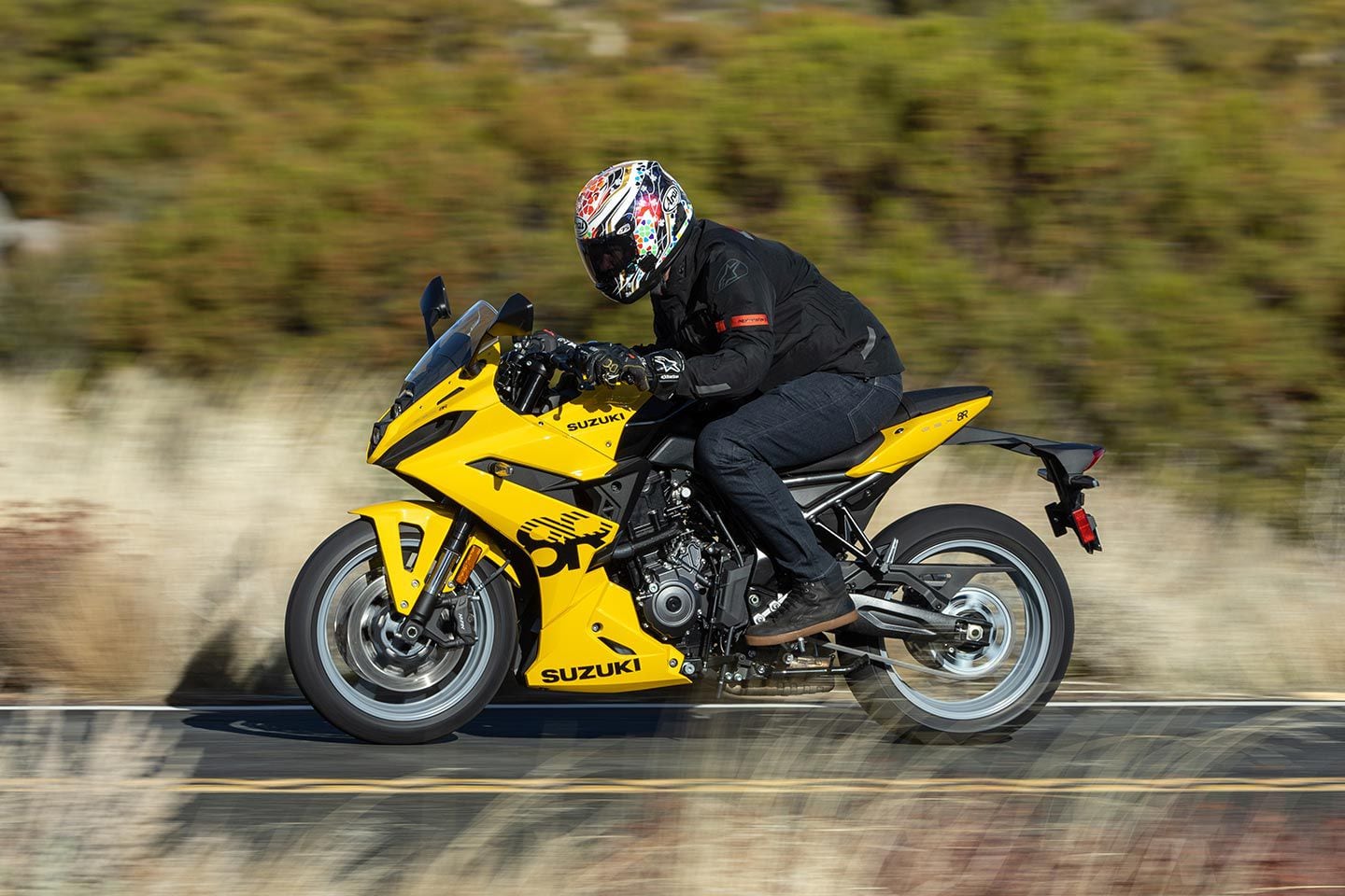 The GSX-8R’s suspension proved to be very good on the road.