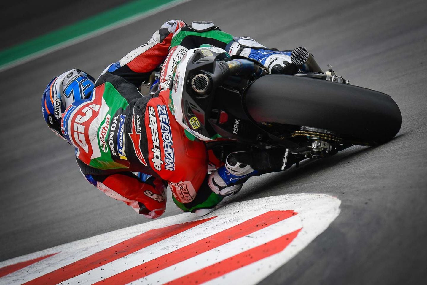 Why Body Position Matters on a Motorcycle Cycle World