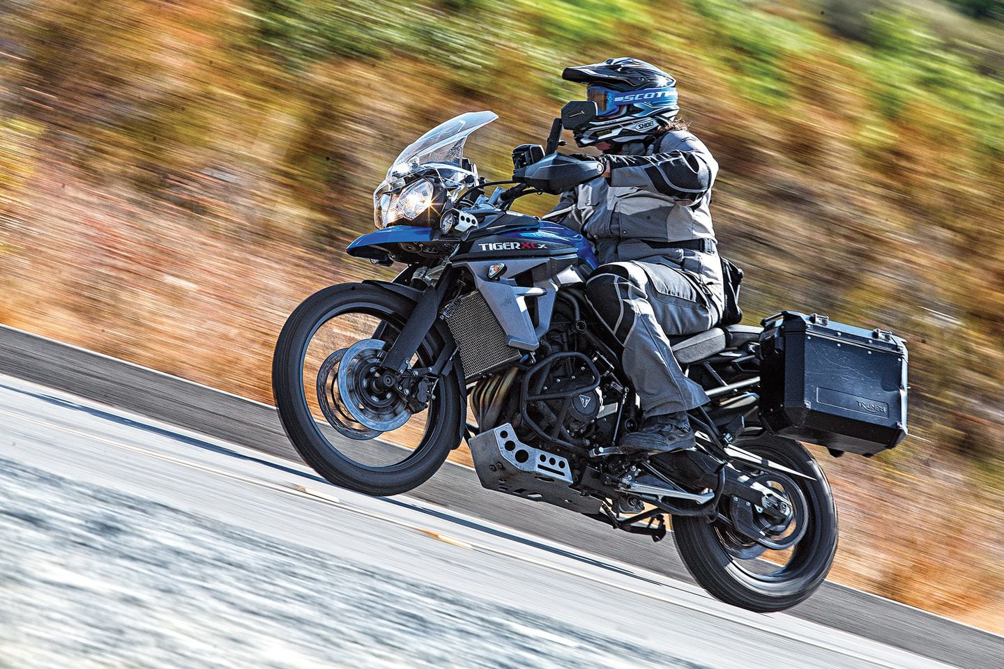 2016 triumph tiger 800 top
