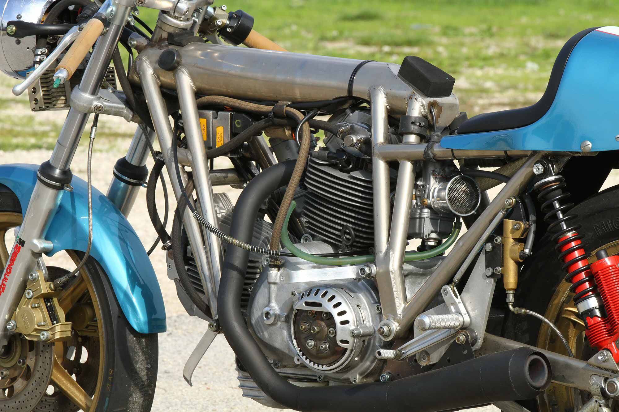 The original Eagle was an exercise in chassis design. Here you can see the massive tubular backbone so reminiscent of Fritz Egli’s work, along with the triangulated engine hangers and rear section.