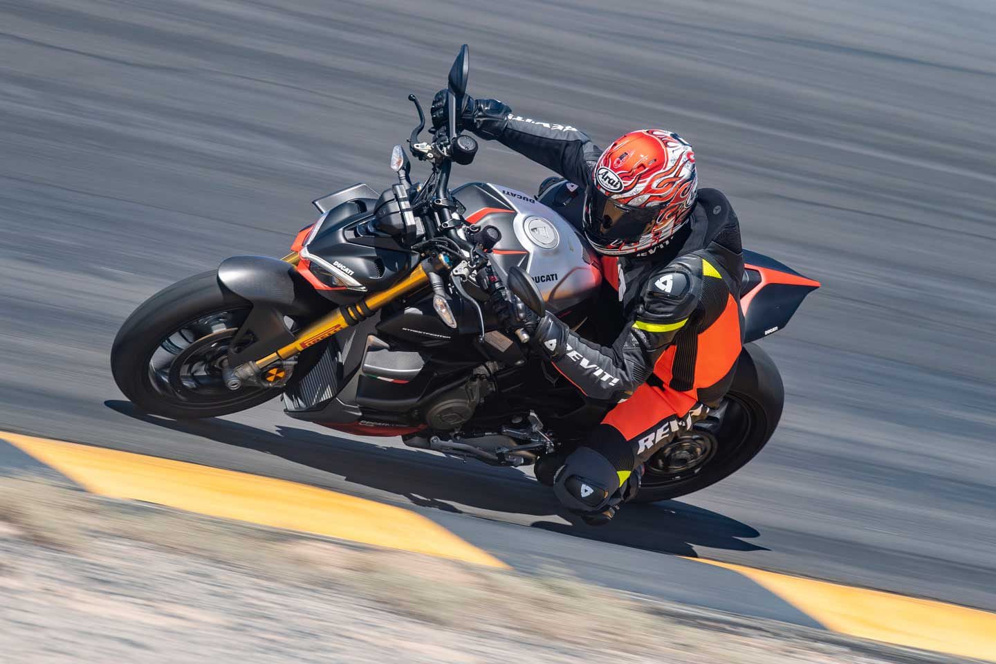 Although it slays the track, the Streetfighter V4 SP2 is also great for daily commutes.