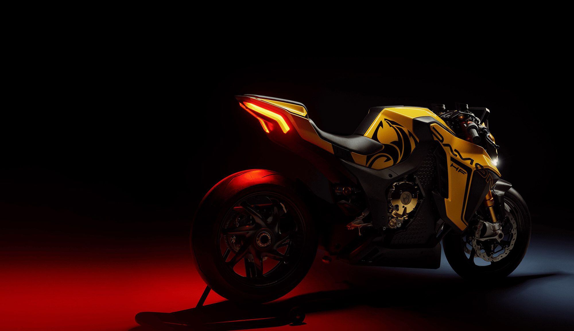The HyperFighter also incorporates an adaptive riding position function, which moves the bars and pegs via a button.