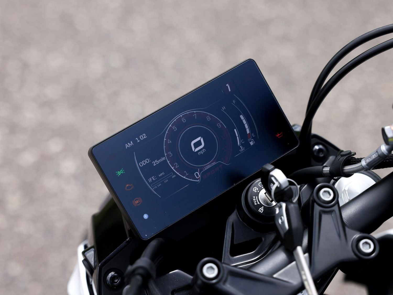The 650NK’s cockpit features a full-color 5-inch TFT dash.