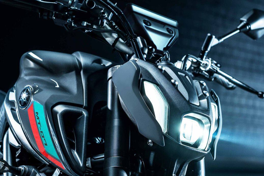 Mt 07 top specs 2021