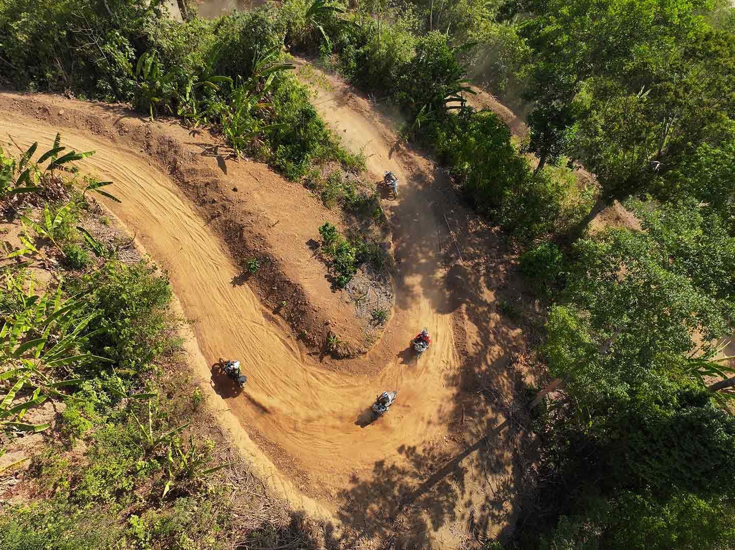 Here we have an off-road park. Dried out with steep climbs, deep sand, and sharp turns. The Ibex 450 took it all in stride.