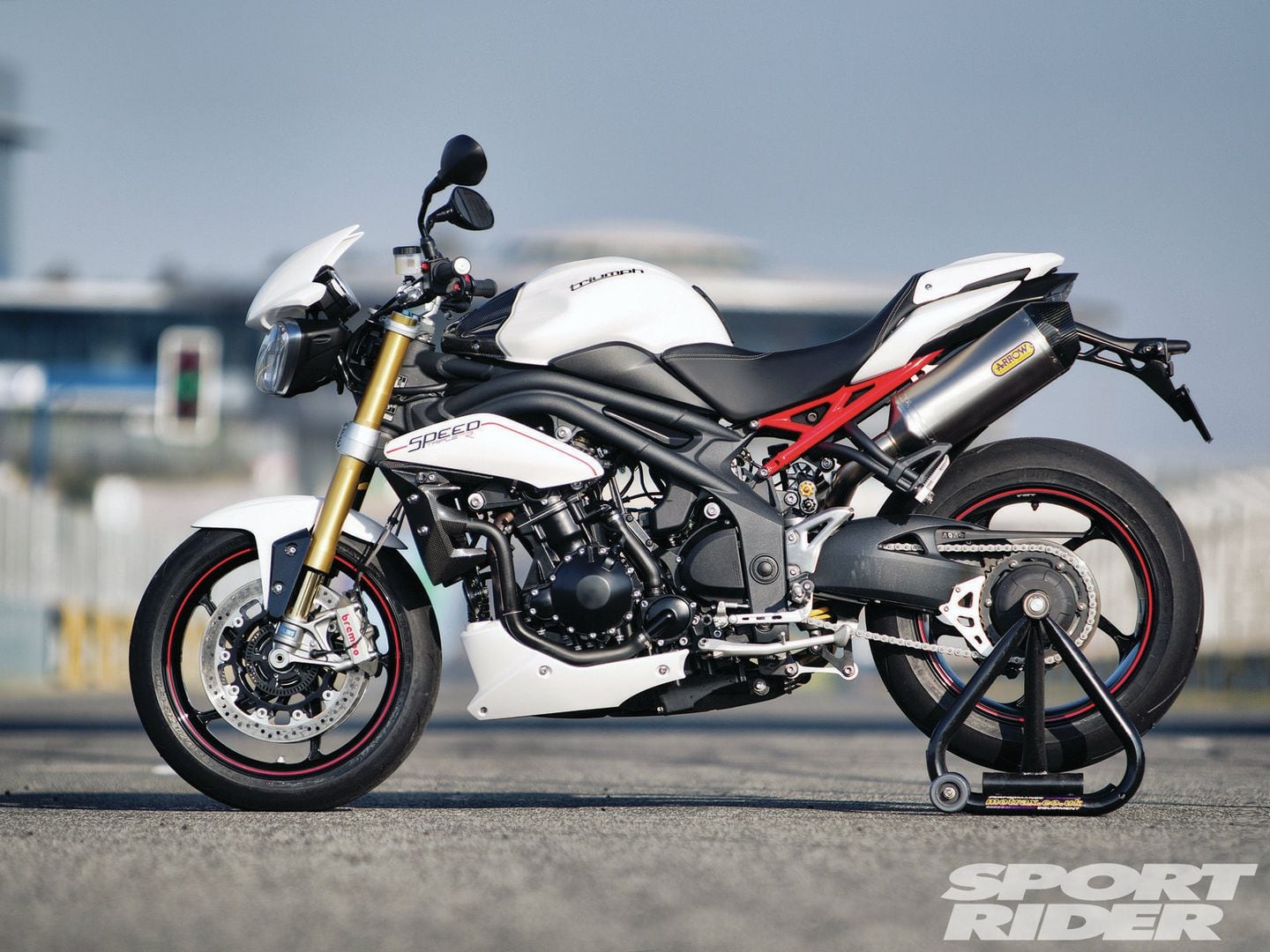 Speed Triple R First | Cycle World
