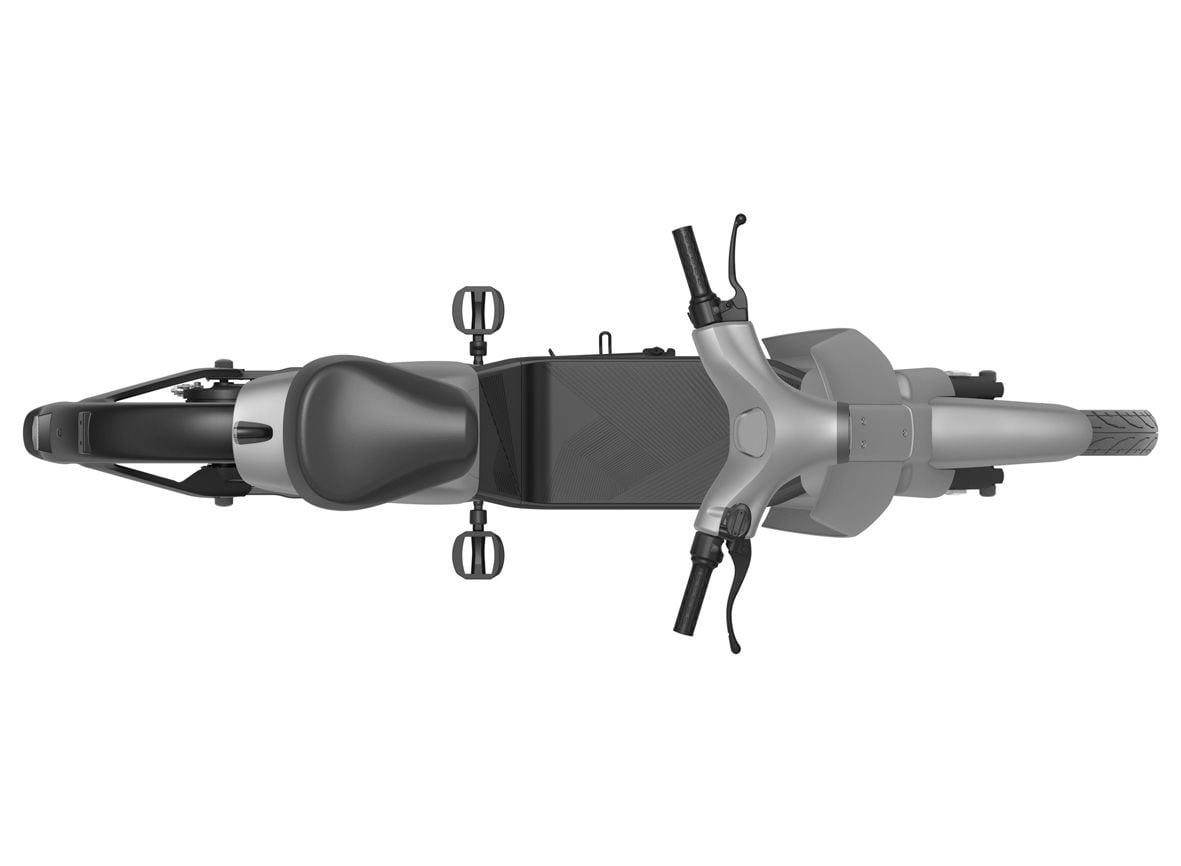 From this top view, you can see the pedals and their spacing clearly. Think of them, and you, as an emergency backup plan.