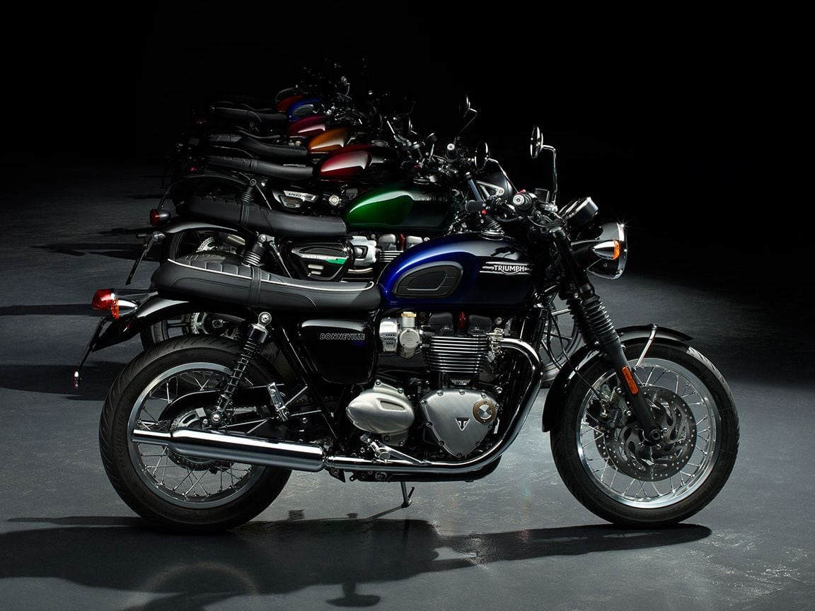 Triumph bonneville speedmaster 2023. Зимний триумф 2024. Зимний триумф 2024. Скремблер. Мотоцикл 500 кубов.