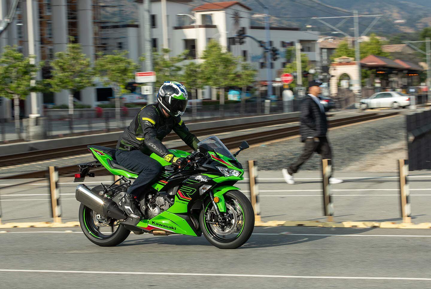 If you’re going to ride a middleweight sportbike around town, best to do it on one with a little extra pep in the midrange. The downside to the ZX-6R, at least in city-street riding, is that the clip-on position is quite aggressive.