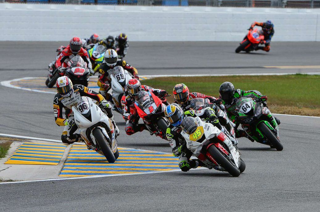 Superbike racing discount
