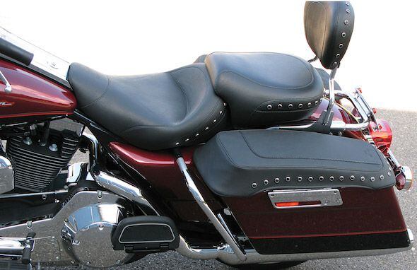 Mustang saddlebag top lid covers