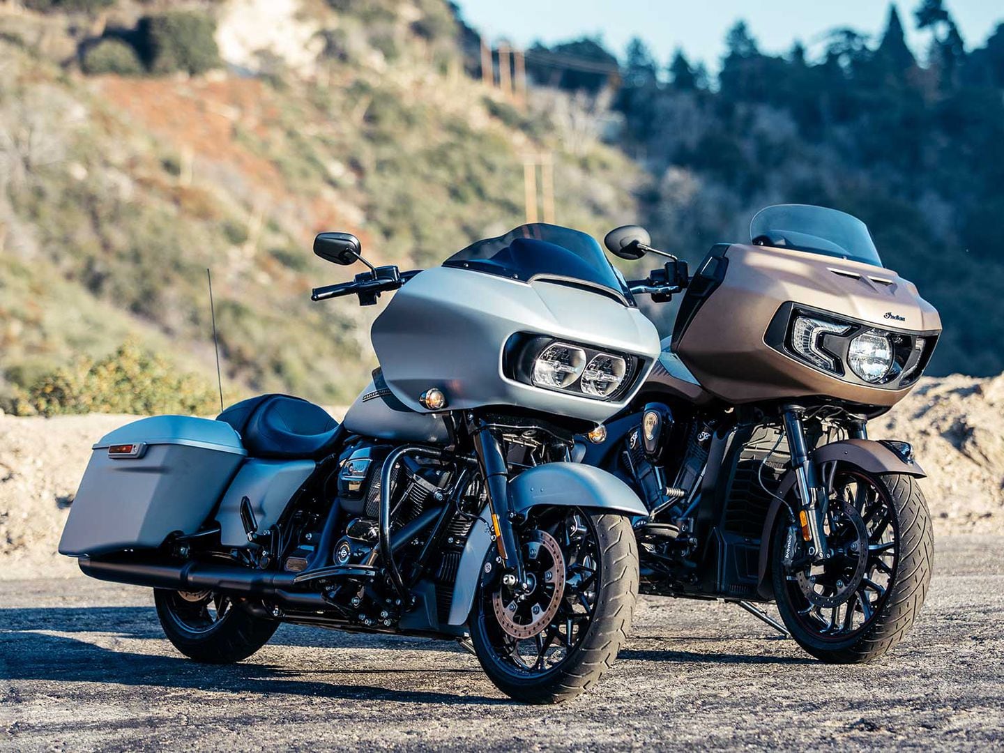 kawasaki voyager vs harley road glide