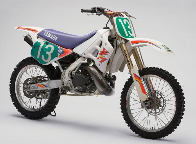 Yamaha’s 1993 YZM250 (0WE4) factory MX’er used a leaf-spring suspension design at the rear. It won races in both 1992 and ’93.