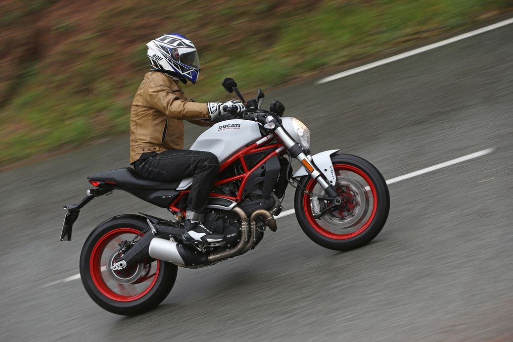 2017 Ducati Monster 797 Naked Bike First Ride Review | Cycle World
