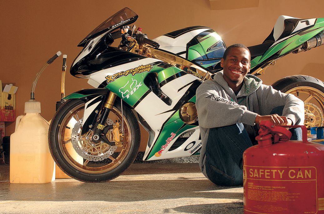 James Stewart 24-Karat Gold Custom Kawasaki Ninja ZX-6R | Cycle World