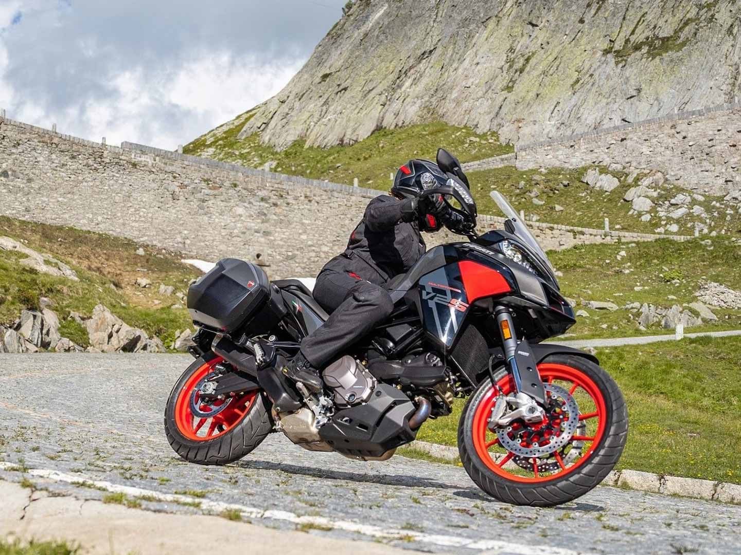 Ducati’s announced the return of the Multistrada V2 S for 2024. No mechanical changes come for the new model year, just this fresh color scheme.