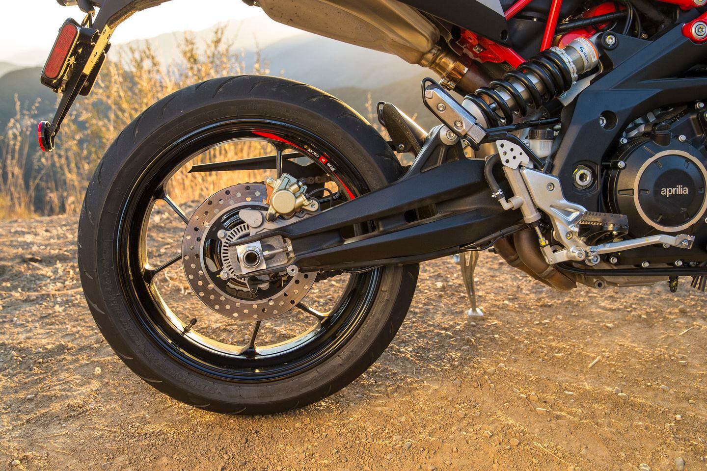 Aprilia discount shiver 300