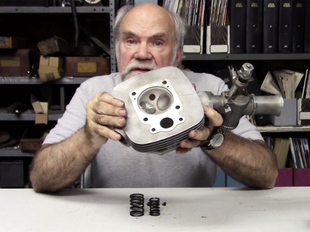 How Does A FourStroke Internal Combustion Engine Work? Cycle World