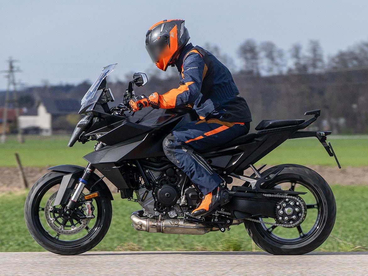 Ktm 1290 super duke r gt hotsell