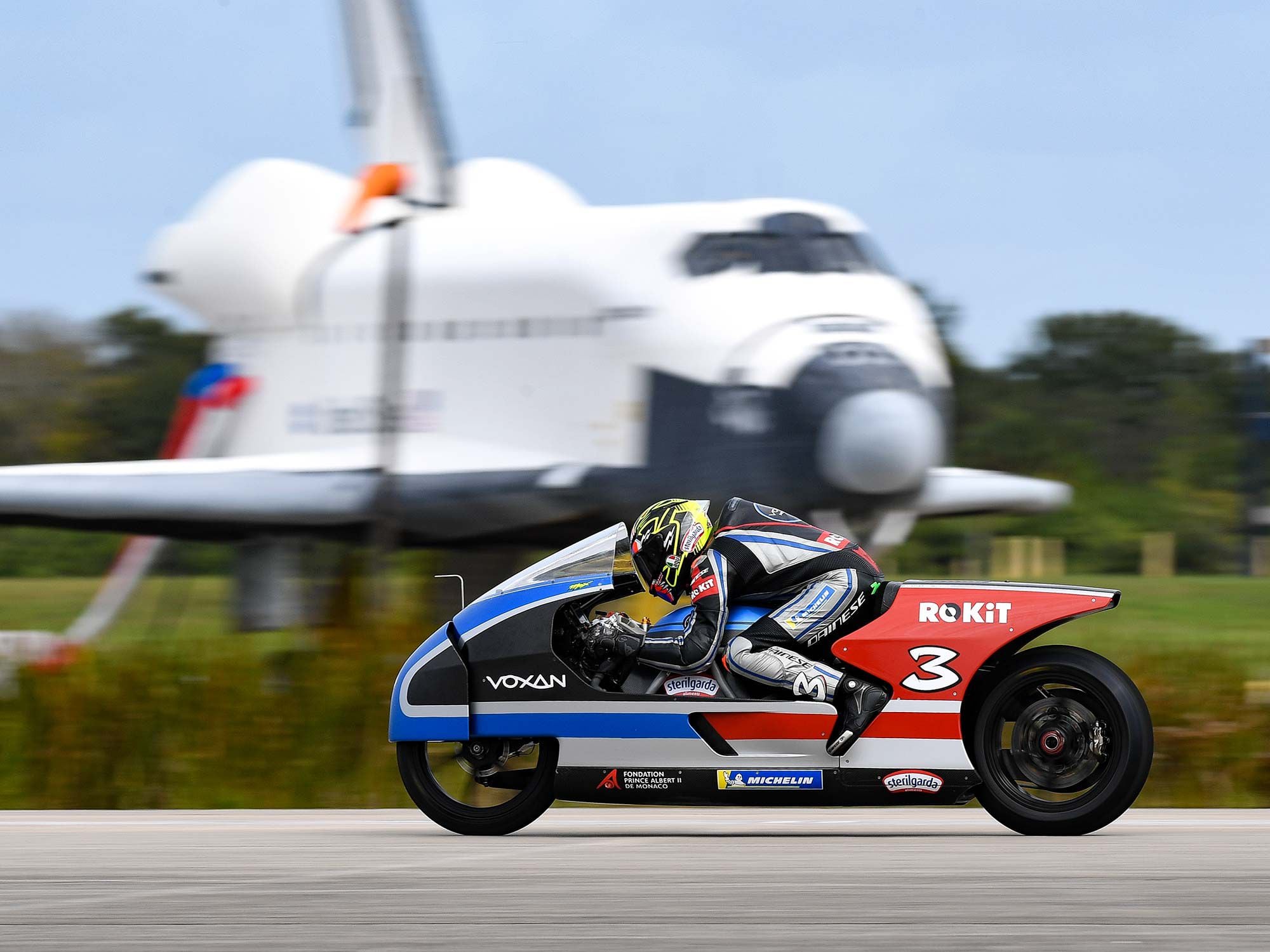 Max Biaggi achieved a new FIM world record on the Voxan Wattman at Space Florida Launch and Landing Facility.