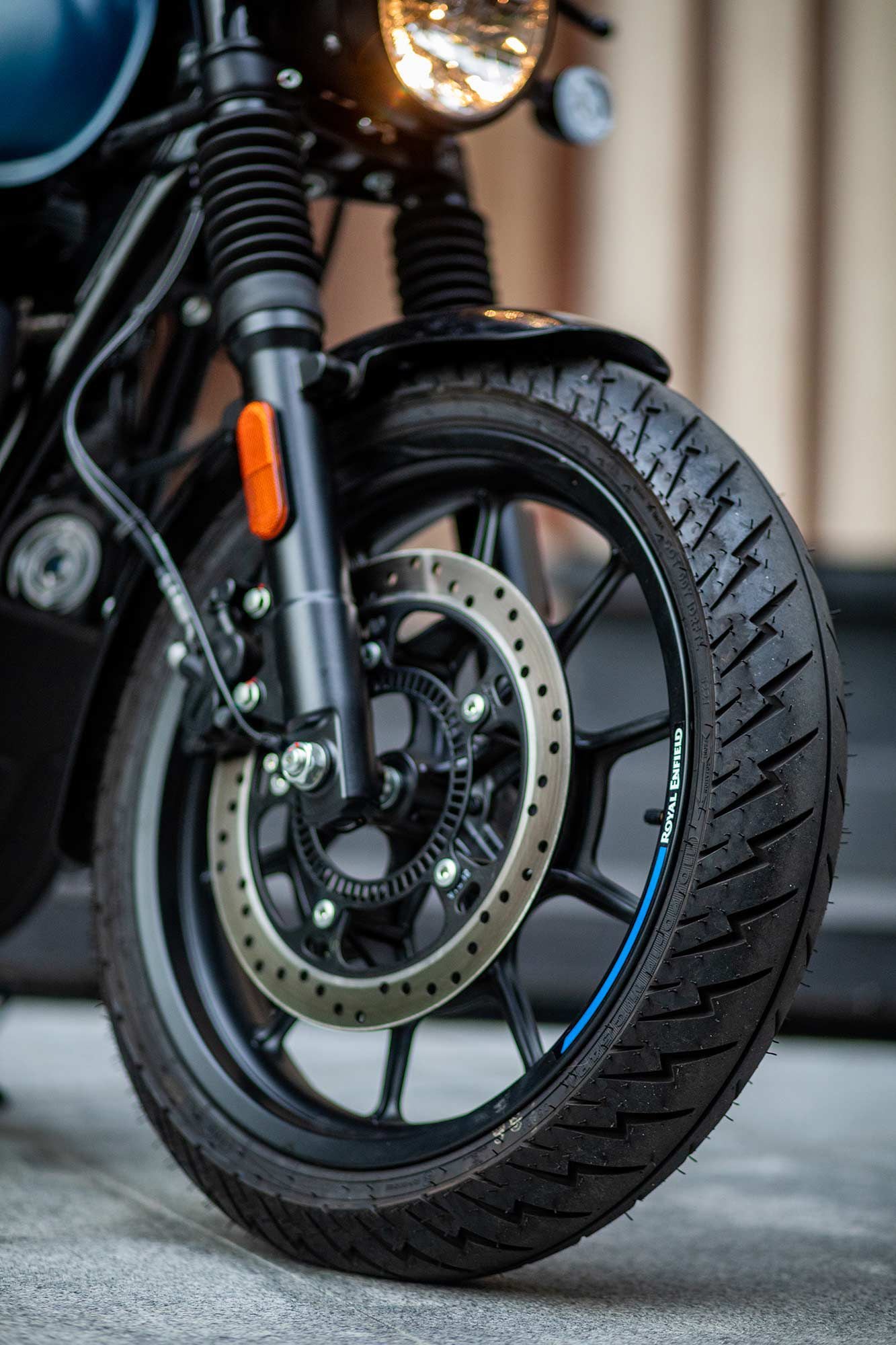 CEAT tires with lightning bolt tread pattern were developed just for use on the Hunter.